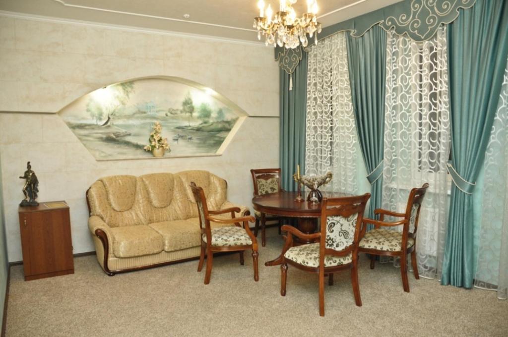 Hotel Coliseum Khmelʼnytsʼkyy Pokoj fotografie